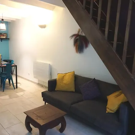 Les Du Monde , 2 Chambres- 4 Lits Simples Modulables En Lits Doubles *