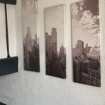 Les Du Monde , 2 Chambres- 4 Lits Simples Modulables En Lits Doubles *