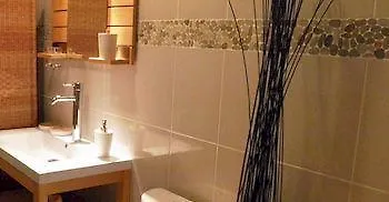 Les Du Monde , 2 Chambres- 4 Lits Simples Modulables En Lits Doubles Lägenhet *
