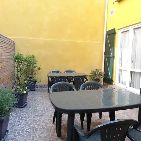 Les Du Monde , 2 Chambres- 4 Lits Simples Modulables En Lits Doubles * لو هافر