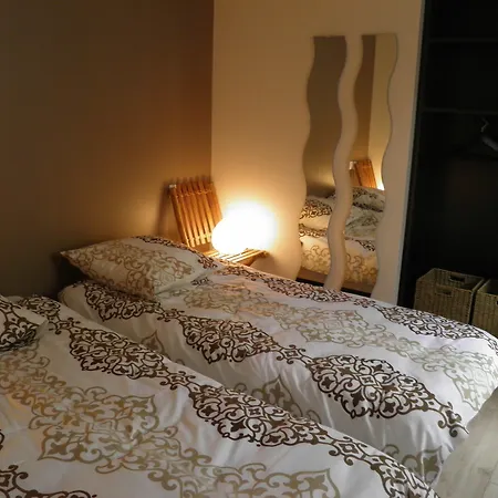 Les Du Monde , 2 Chambres- 4 Lits Simples Modulables En Lits Doubles لو هافر