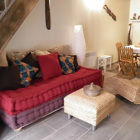 Les Du Monde , 2 Chambres- 4 Lits Simples Modulables En Lits Doubles Apartament Hawr