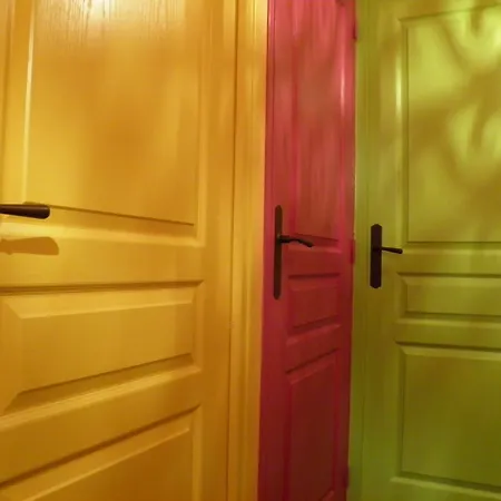 Les Du Monde , 2 Chambres- 4 Lits Simples Modulables En Lits Doubles Apartament