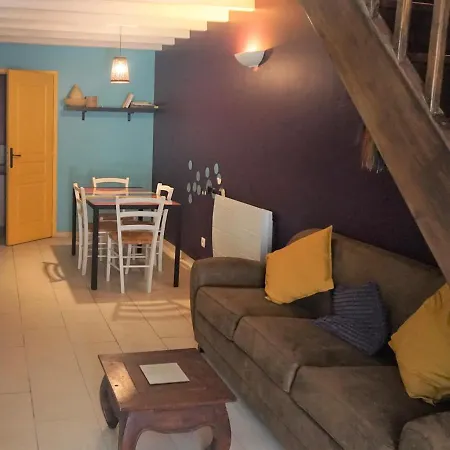 Les Du Monde , 2 Chambres- 4 Lits Simples Modulables En Lits Doubles لو هافر