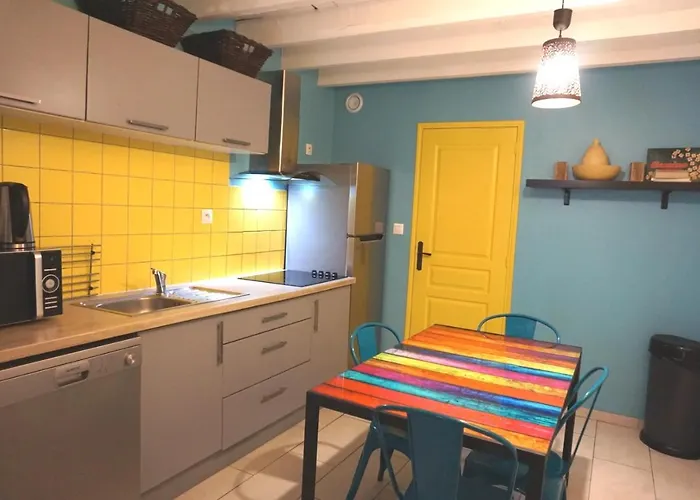 Les Du Monde , 2 Chambres- 4 Lits Simples Modulables En Lits Doubles