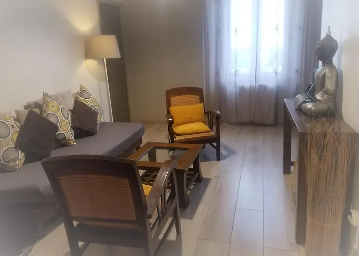 Les Du Monde , 2 Chambres- 4 Lits Simples Modulables En Lits Doubles