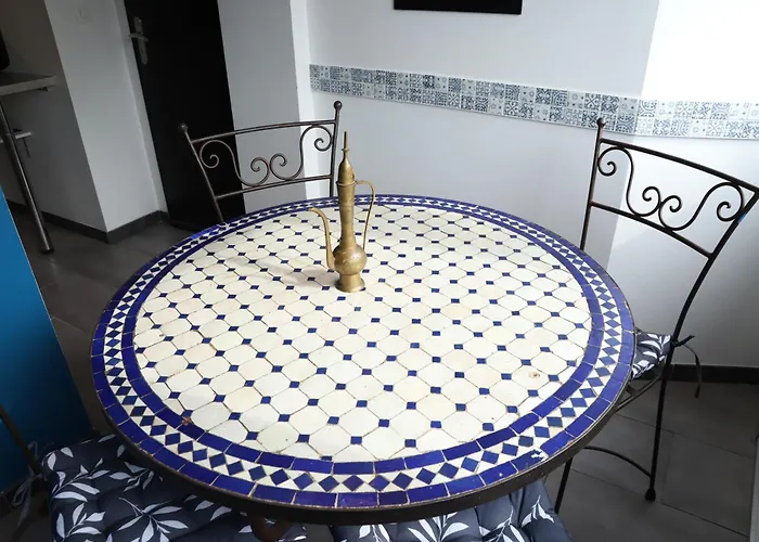 Les Du Monde , 2 Chambres- 4 Lits Simples Modulables En Lits Doubles *