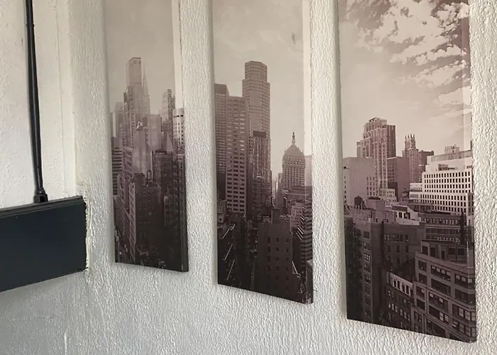 Les Du Monde , 2 Chambres- 4 Lits Simples Modulables En Lits Doubles *